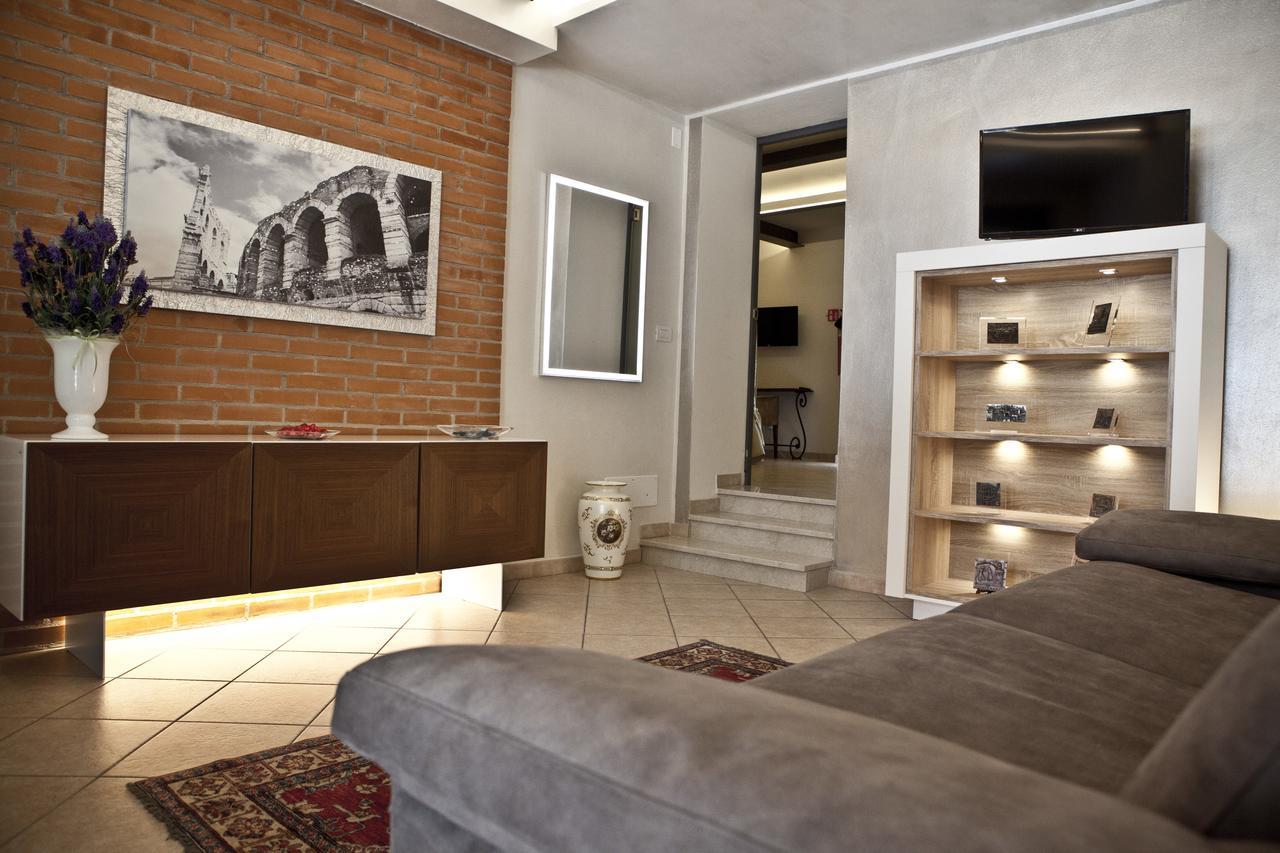 Bed and Breakfast Castello San Felice à Vérone Extérieur photo